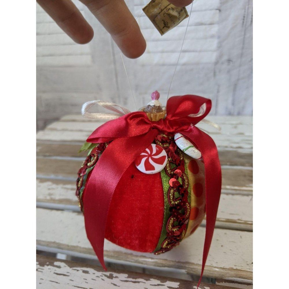 Mark‎ Roberts cupcake ornament candy ball ornament